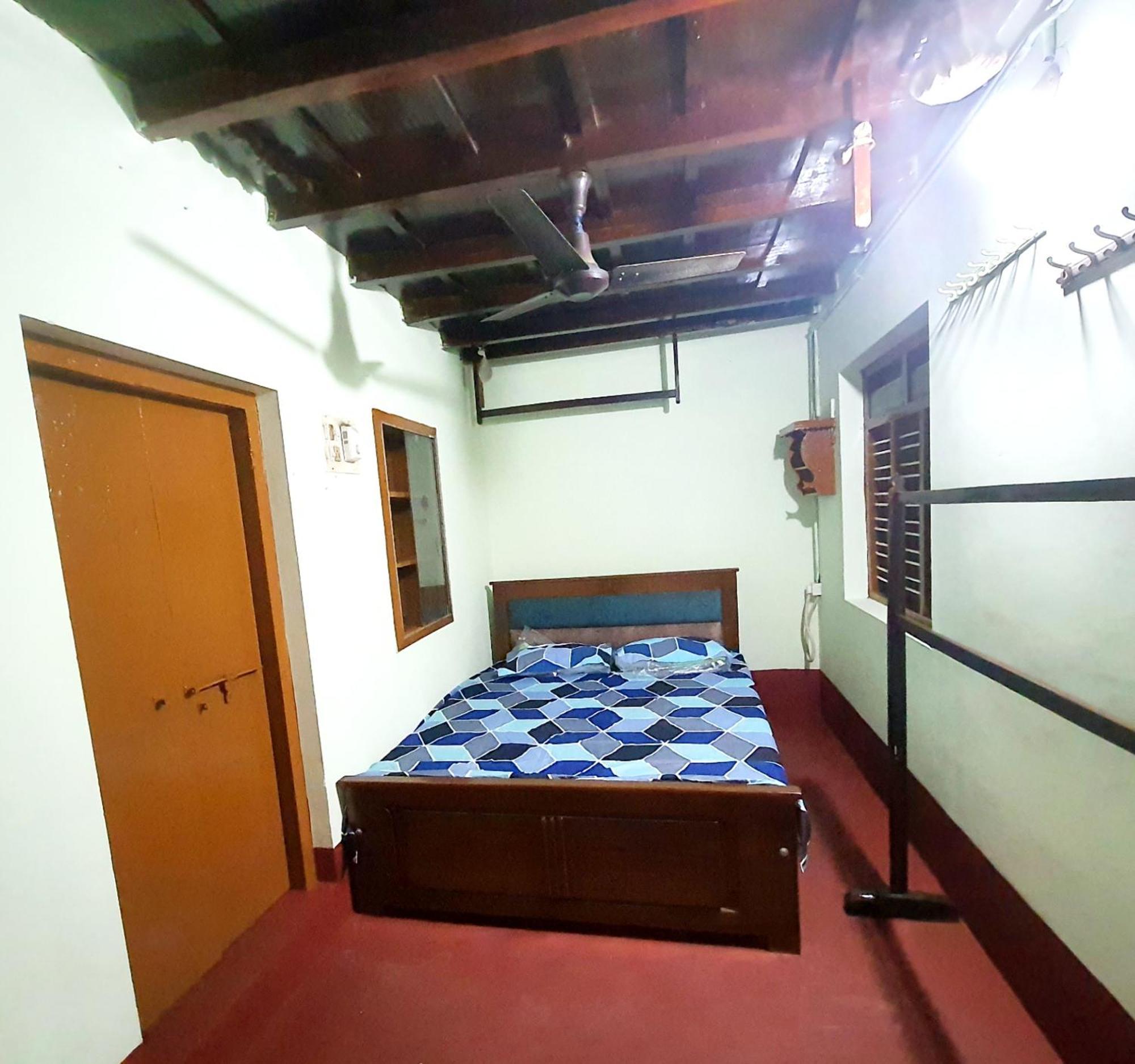 Hallimane Homestay Udupi Exteriör bild
